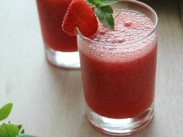 Suco. (Do sabor que vc quiser).