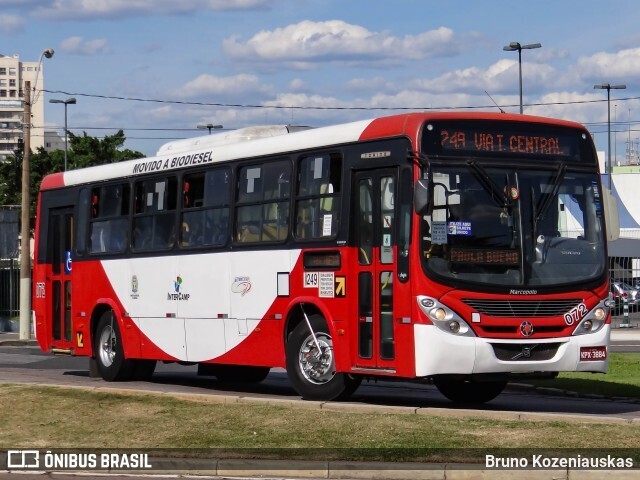 Jogando jogos relaxantes no Busão