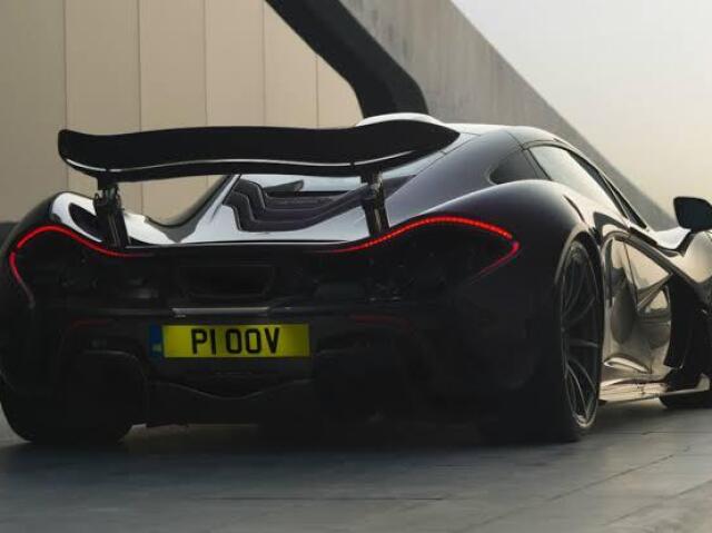 McLaren P1