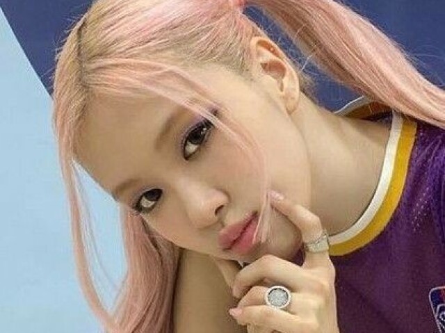 Roseanne Park/Park Chaeyoung