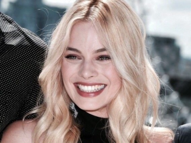 Margot Robbie