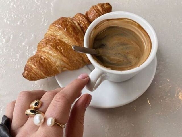 café e croissant