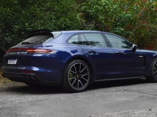 Porsche Panamera SUV