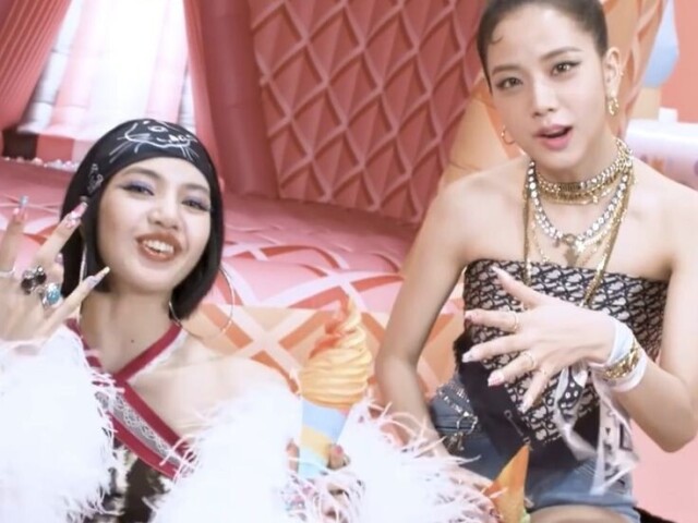 Jisoo and Lisa