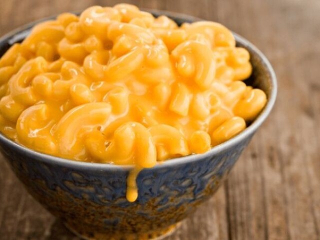 Macarrão com cheddar