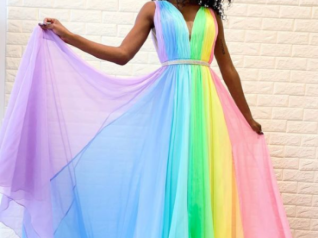 Vestido arco íris 🌈🌈