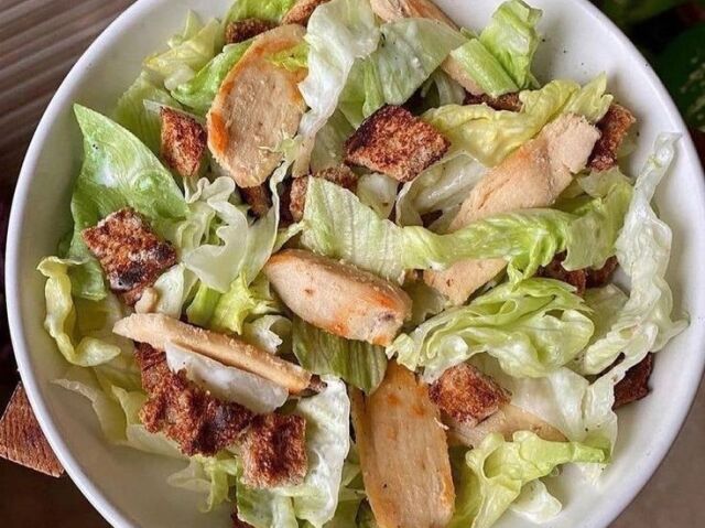 Salada com Frango