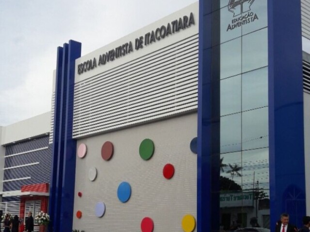 Escola particular fundamental
-ensino bom-
Escola não muito rígido
N precisa de uniforme