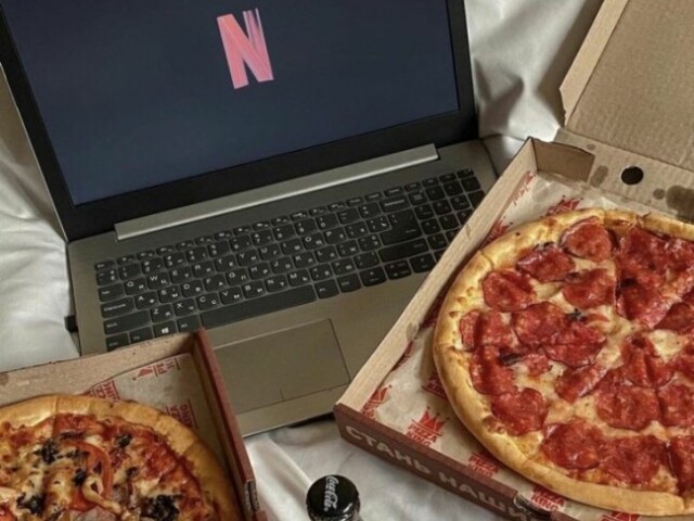 noite de netflix🍕