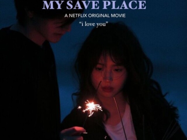 My save place (romance adolescente) - Uma adolescente na faculdade acaba conhecendo um novo aluno, ela tem a missão de ajudá-lo a se adaptar na faculdade. Eles se apaixonam e um ajuda o outro nos tempos difíceis na faculdade.