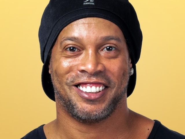 RONALDINHO