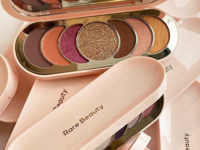 Rare Beauty Discovery Eyeshadow Palette