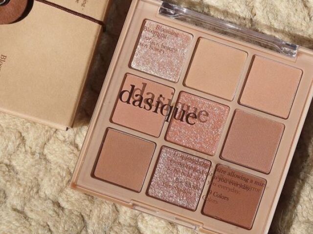 dasique Autumn Breeze Shadow Palette