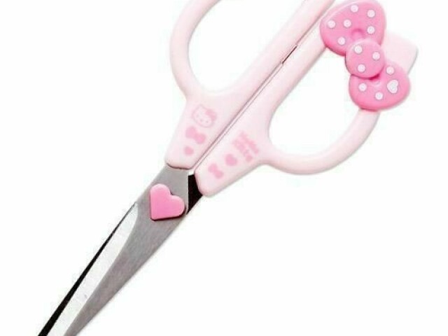 tesoura da hello kitty