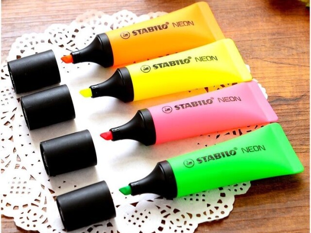 marca texto neon