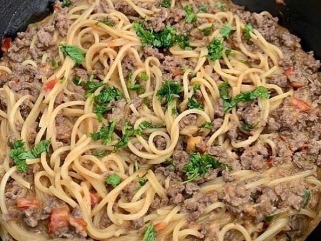 Macarrão 🍝 com carne moída