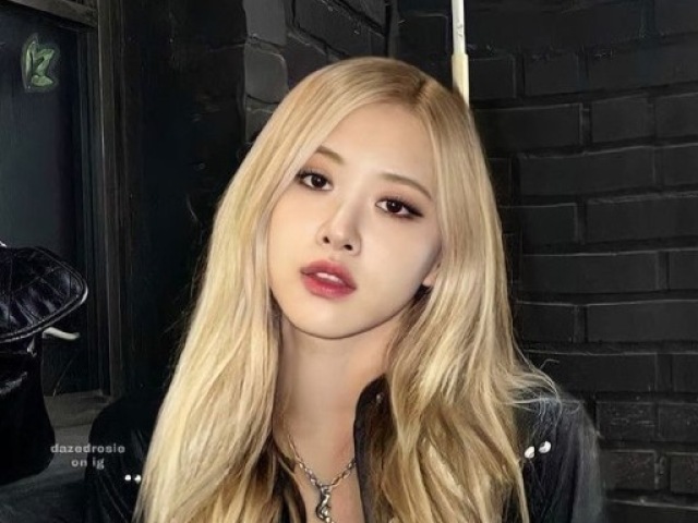 Rosé- Blackpink