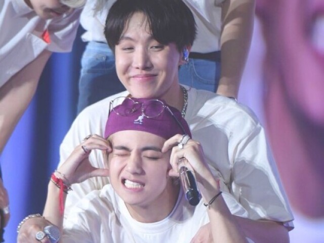 Taeseok - Taehyung + Hoseok