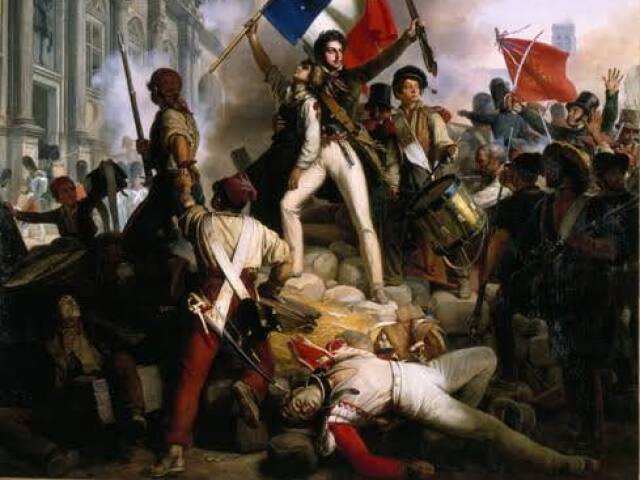 diversos líderes tiveram um papel significativo, como Maximilien Robespierre, Napoleão Bonaparte e Marquês de Lafayette, cada um desempenhando funções distintas em momentos diferentes da revolução.