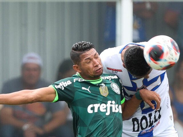 Fiz Cabeceio E Foi Um Golaço.