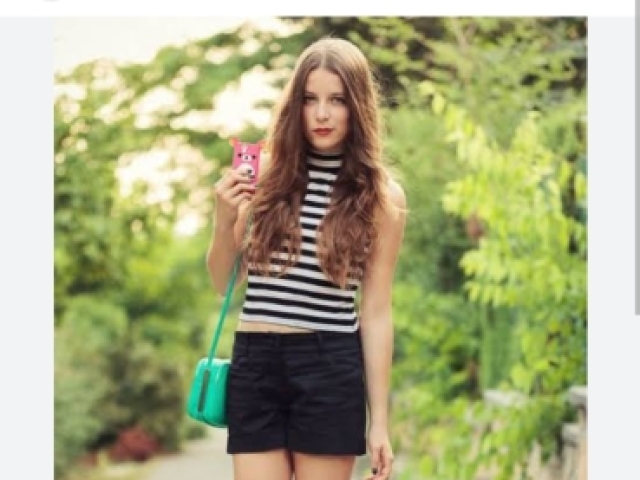 VocĂȘ Ă© uma menina de atitude muito bonita com um look Black e White