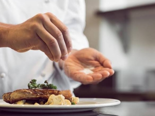 Dar aulas de culinária