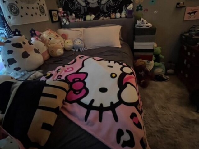 Quarto hello kitty!