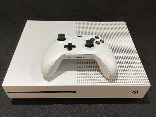 Xbox One S