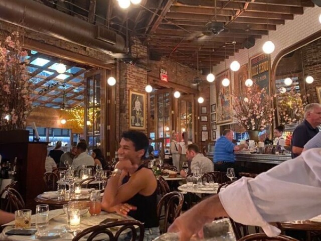 Restaurante πΈπΉ