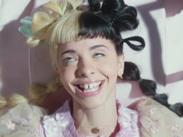 EU AMO TODAS DA MELANIE MARTINEZ ❤️❤️❤️✨✨
