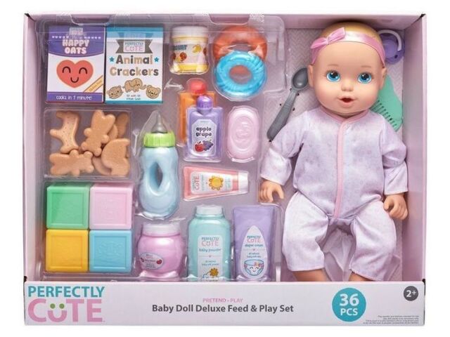 Uma boneca tipo baby alive com vários itens como: comidinhas, suquinho e etc