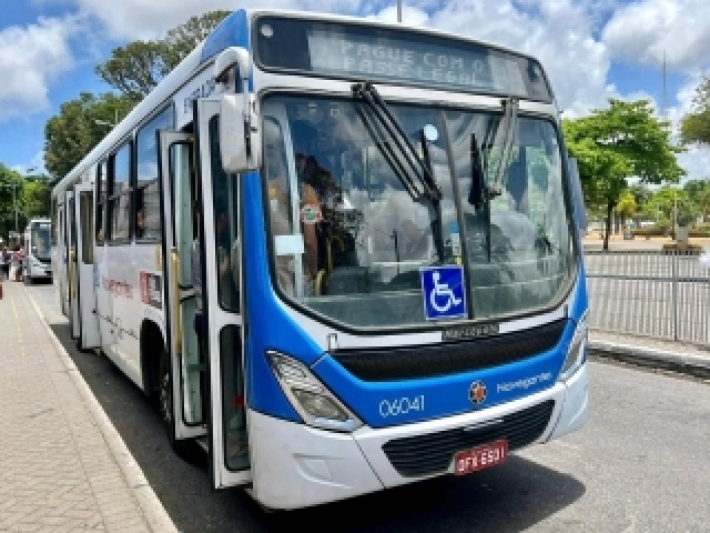 Ônibus 🚍