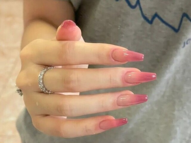 Unhas longas