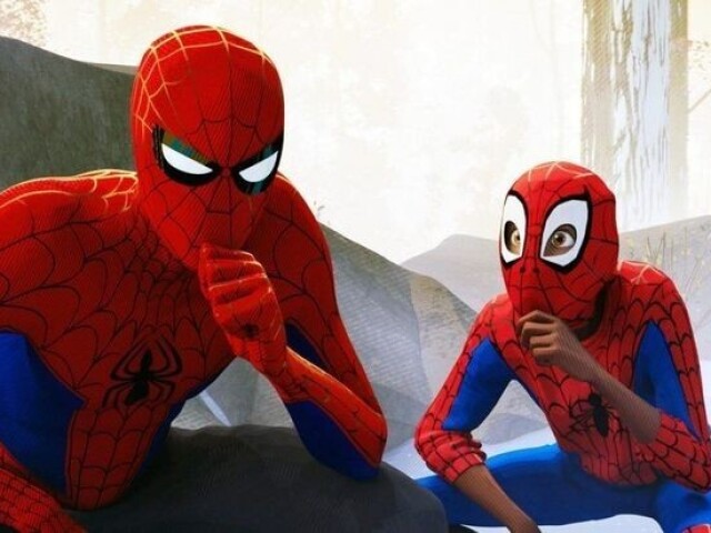 Ajudar O Homem-Aranha Em Uma Missão