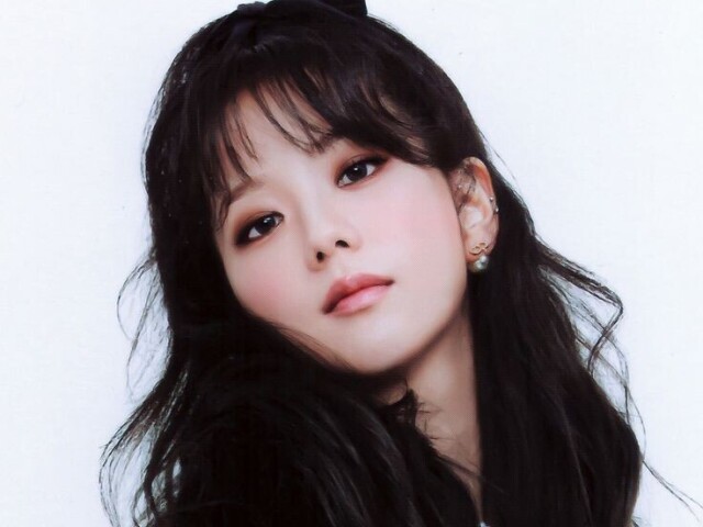 3. Jisoo – BLACKPINK