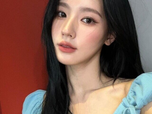 Miyeon - (G)I-dle