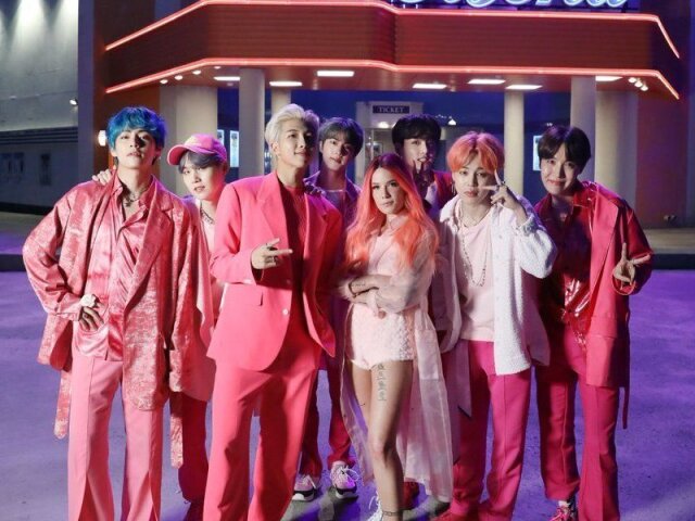 Boy With Luv (BTS feat Halsey)