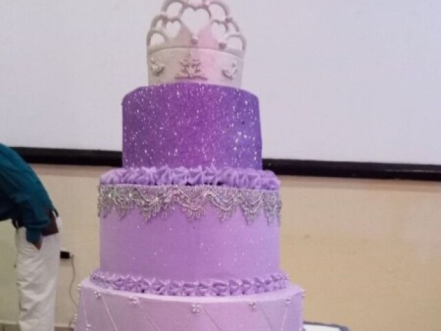 Bolo de princesa roxo 💜