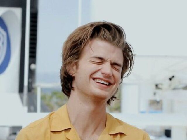 Joe Keery.
(Stranger Things)