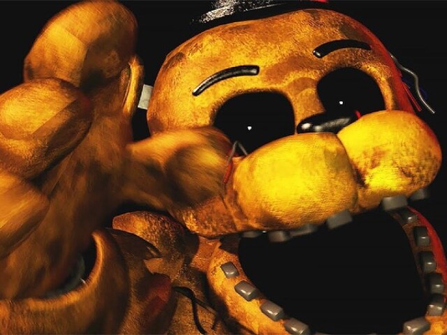 Golden Freddy ganha vida e mata ele.