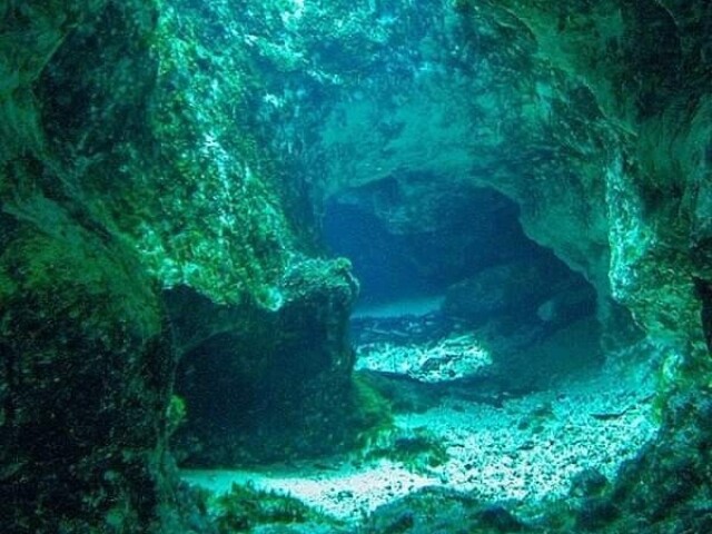 Cavernas submersas