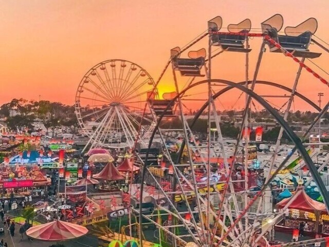 Parque de diversões🎡