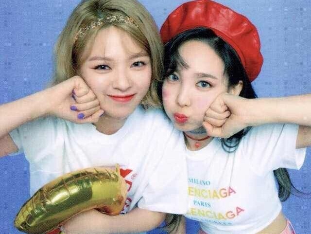 Nayeon/Jeongyeon