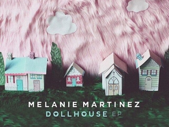 Melanie martinez-Dolhouse