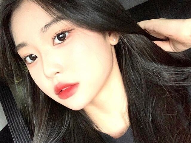 Lee Yuna
24 anos
Peixes