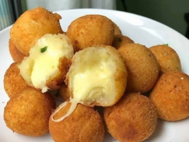 Bolinho de queijo