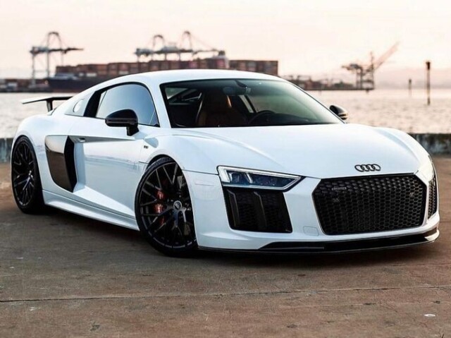 Audi R8