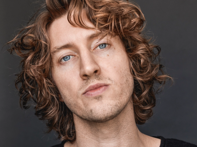 Dean Lewis