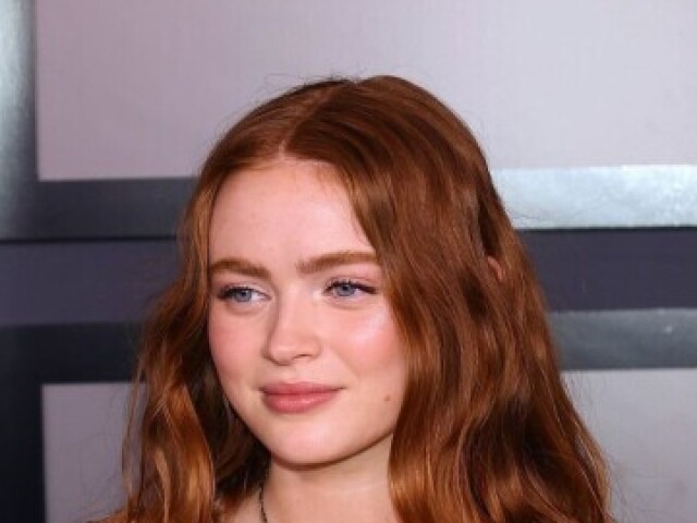 sadie sink