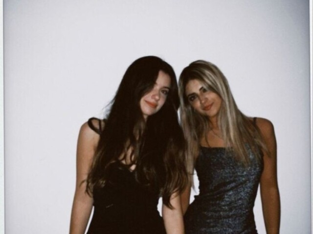 Camila e Fernanda
Notas baixas
Debocharam de vc
E falaram mal de vc